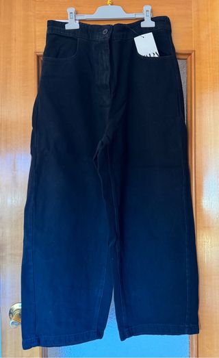 Pantalones anchos Zara negros