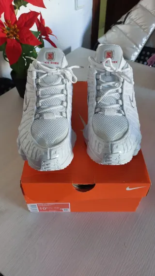 Nike Shox Talla 44 Blancas