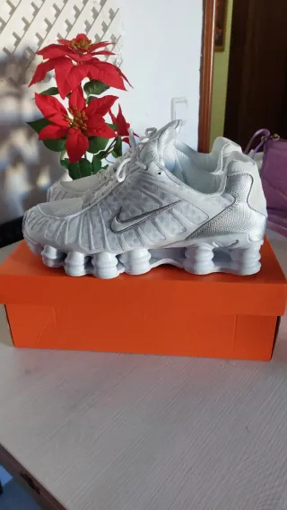 Nike Shox Talla 44 Blancas