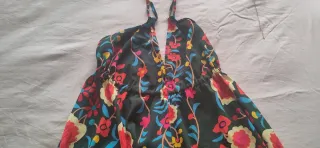 Vestido largo estampado floral escote espalda