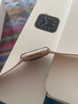 Apple Watch SE 40mm Pink + correa Michael Kors