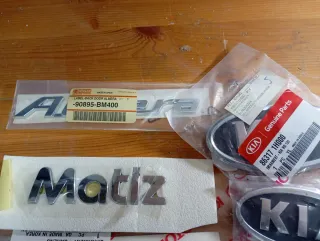 Emblemas y logos de coches