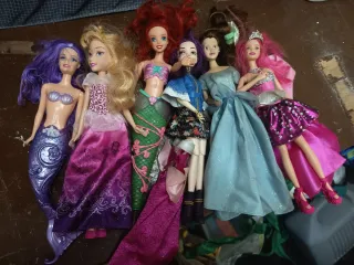 Lote n 12 Muñecas Variadas