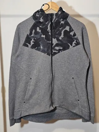 Sudadera Nike Tech mujer muy buen estado