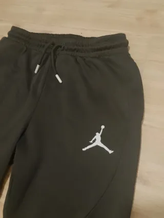 Pantalones Jordan Negros