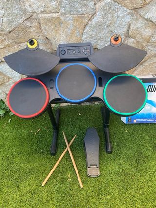 Guitarra, Batería y 4 Juegos Guitar Hero PS3