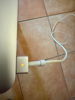 MacBook Air 13 pollici + accessori ottime condizio