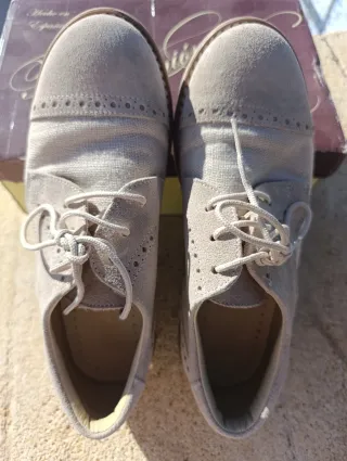 Zapatos niño comunión beige