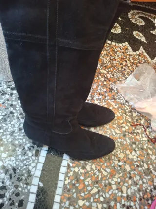 Stivali neri in camoscio Tg 39