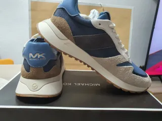 Zapatillas Michael Kors Beige y Azul 10