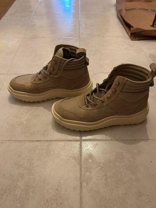 Botas Tommy Hilfiger Beige Talla 42 puestas 1 vez