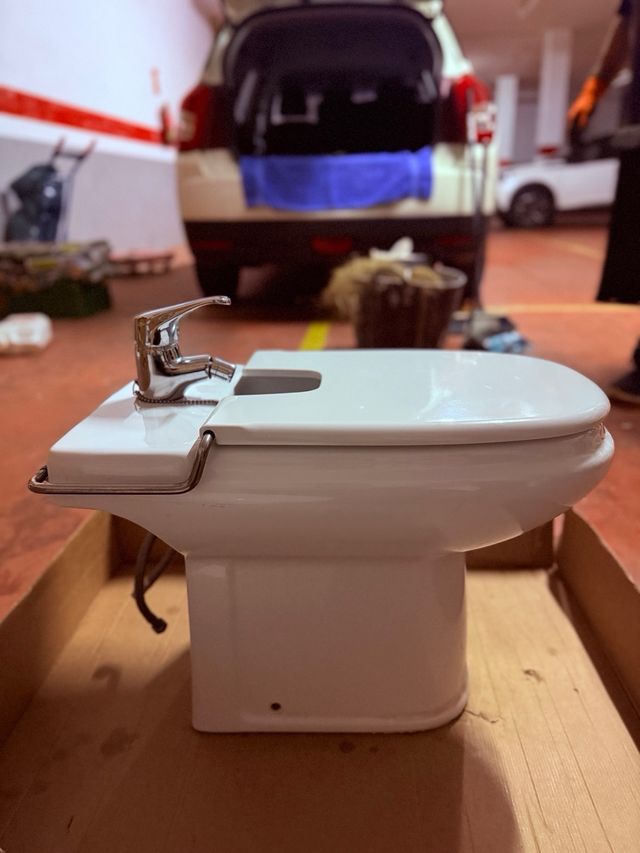 (NUEVO) Bidé Roca Dama con Tapa