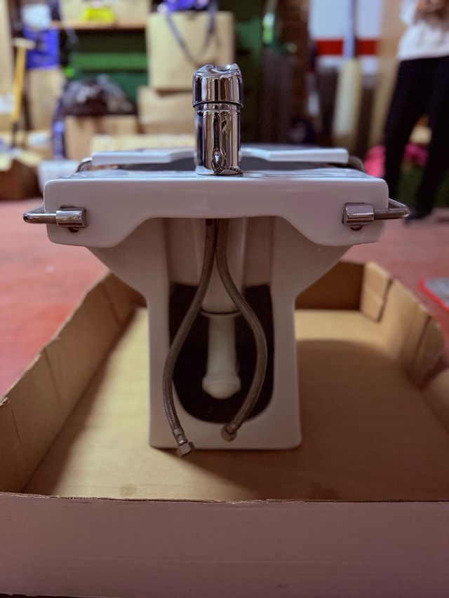 (NUEVO) Bidé Roca Dama con Tapa