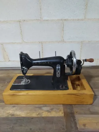 Máquina de coser antigua Sigma