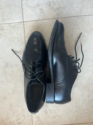Zapatos Zara negros talla 42