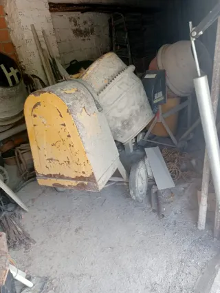 Hormigonera Gasoil 250L