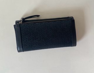 Billetera DKNY negra de Nueva York