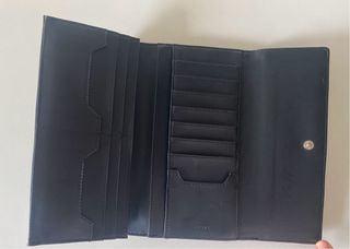 Billetera DKNY negra de Nueva York