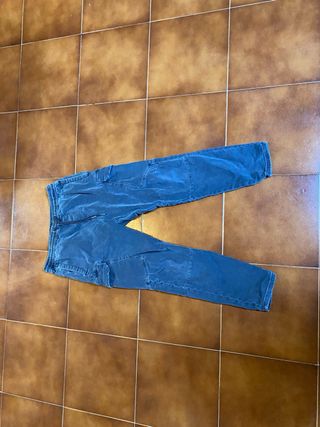 SUDADERAS Y PANTALONES