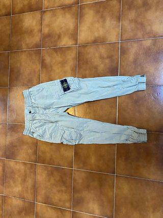 SUDADERAS Y PANTALONES