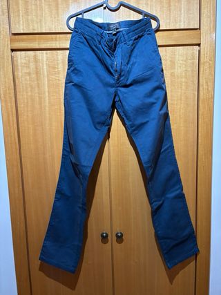 Pantalón chino largo azul