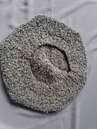 Conjunto boina y bufanda de punto, tejidas a mano