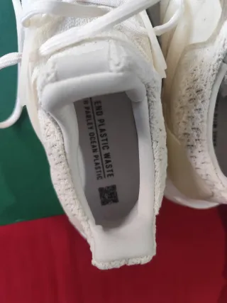 Zapatillas Adidas Beige/Blancas Nuevas