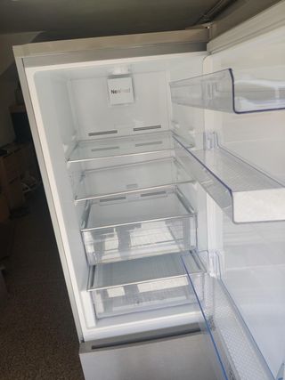 Nevera Combi Beko NeoFrost Inox