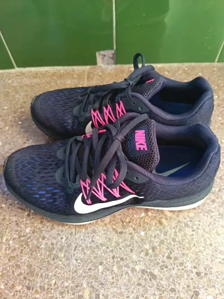 Zapatillas Nike Zoom Winflo 5 Talla 38