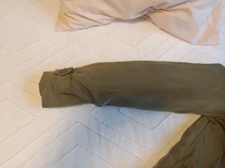 Abrigo verde Pull&Bear talla S