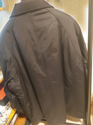 Chaquetón negro de caballero Talla 58. Nuevo.