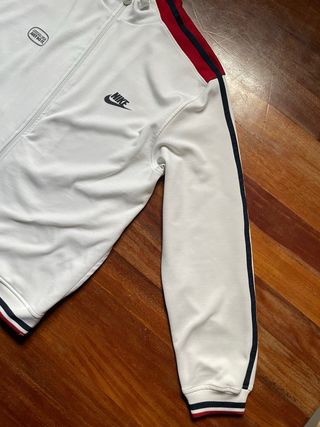 Chaqueta Deportiva Nike Retro Vintage