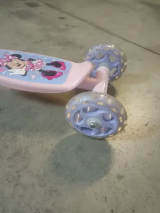 Patinete 3 Ruedas Minnie Mouse Rosa