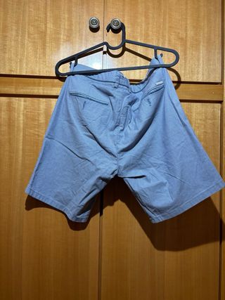Pantalón chino corto