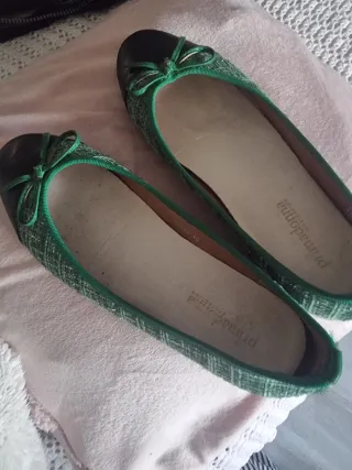 Manoletinas verdes y negras talla 40