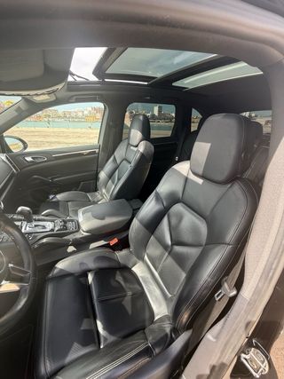 Porsche Cayenne 2016