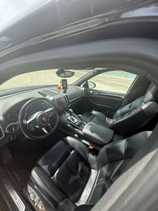 Porsche Cayenne 2016