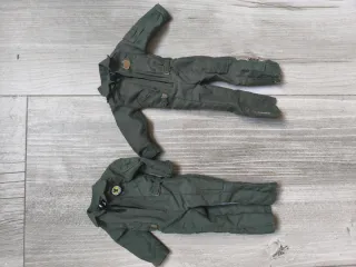 Ropa Pilotos Escala 1:6 (2 Piezas)
