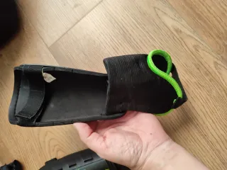 2 espinilleras DAFOR con bolsa