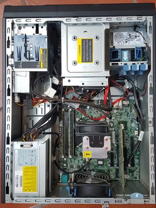Server HP ProLiant ML110 G7