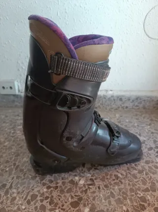 Botas de esquí Salomon talla 26.0 equivale 40/41