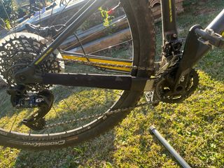 Canyon 29 Carbono,soporte y todo lo de la foto!