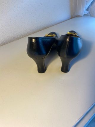 Zapatos de vestir Balenciaga negros con hebilla do