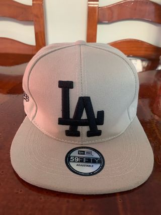 Gorra New Era LA Beige 59FIFTY Ajustable