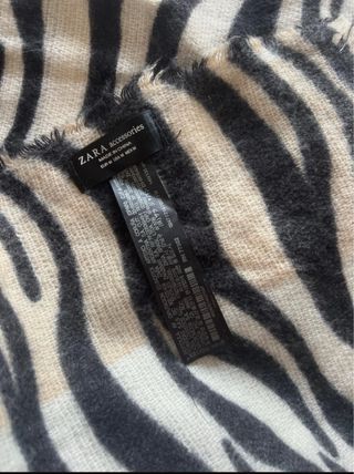 Bufanda Zara Cebra