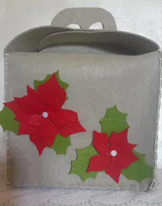 Porta panettone in feltro decorato