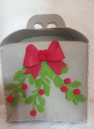 Porta panettone in feltro decorato