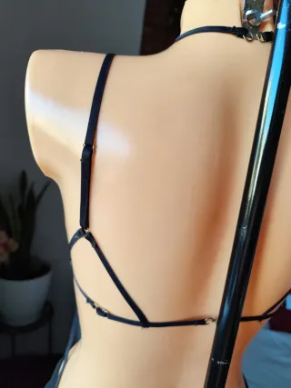 Lencería negra Women secret  Talla L con falda