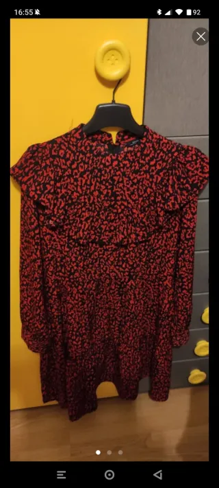 Vestido estampado rojo y negro