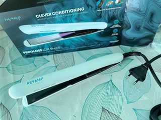 Plancha pelo Revamp Progloss Ion Shine